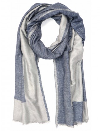 Jacquard Scarf with Knotted Fringes