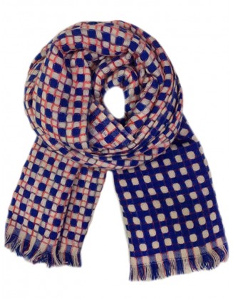 Jacquard Scarf With Raw Fringes