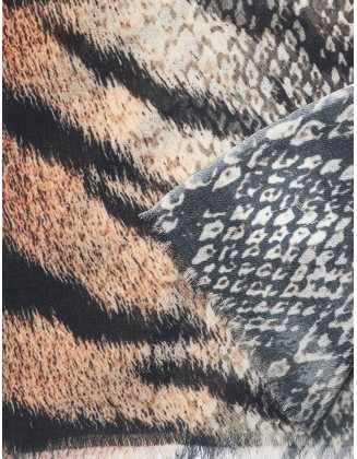Animal Print scarf with Row Fringes