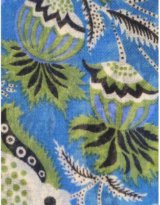 Printed scarf with Row Fringes