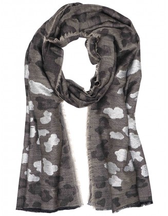 Leopard Jacquard scarf with Row Fringes